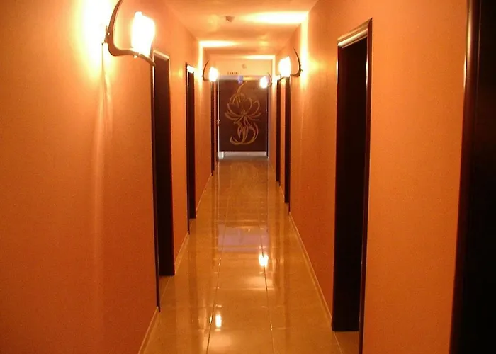 酒店 сити с безплатен паркинг