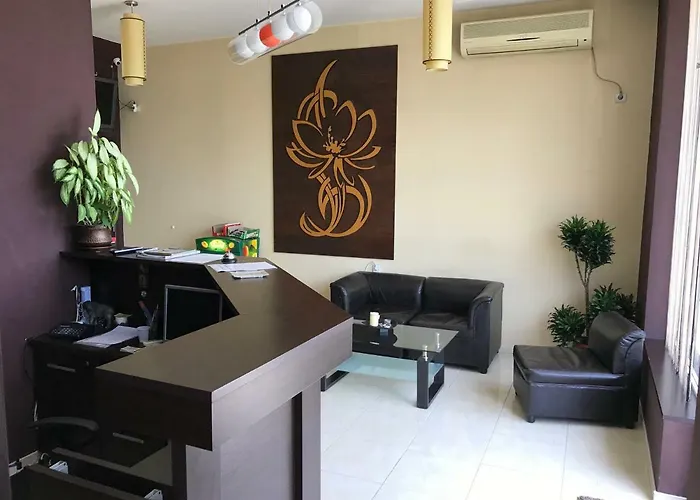 сити с безплатен паркинг 酒店